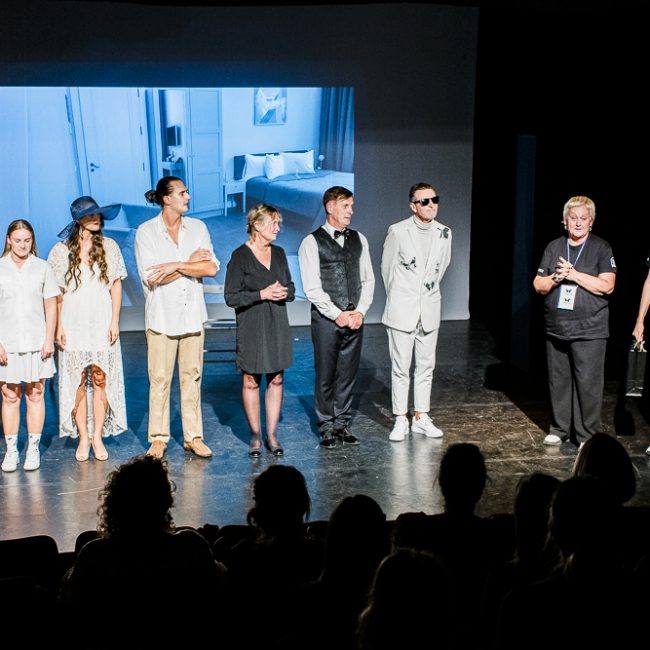 Asociacija BALTA pirmą kartą organizavo lietuvių bendruomenės susitikimą teatre