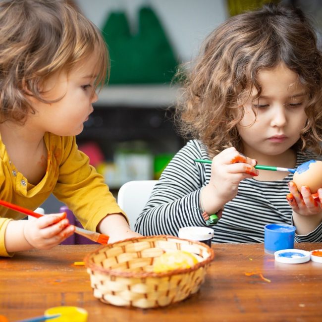 Lituanistinės Liono mokyklos “Paukščiukai” velykinis susitikimas